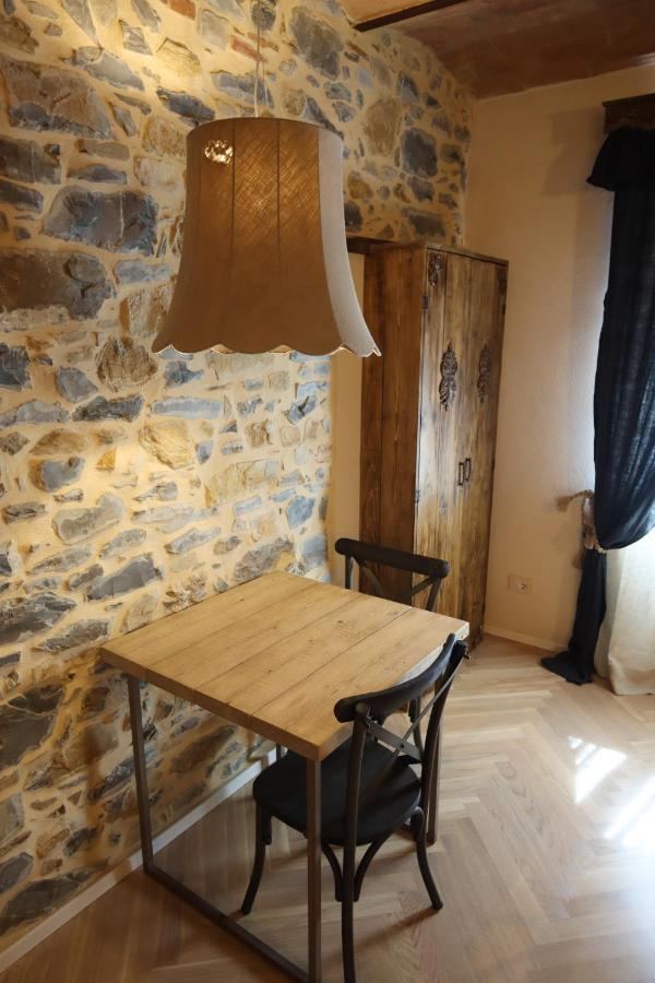 B&B La Taccola 카스텔누오보디발디세시나 외부 사진